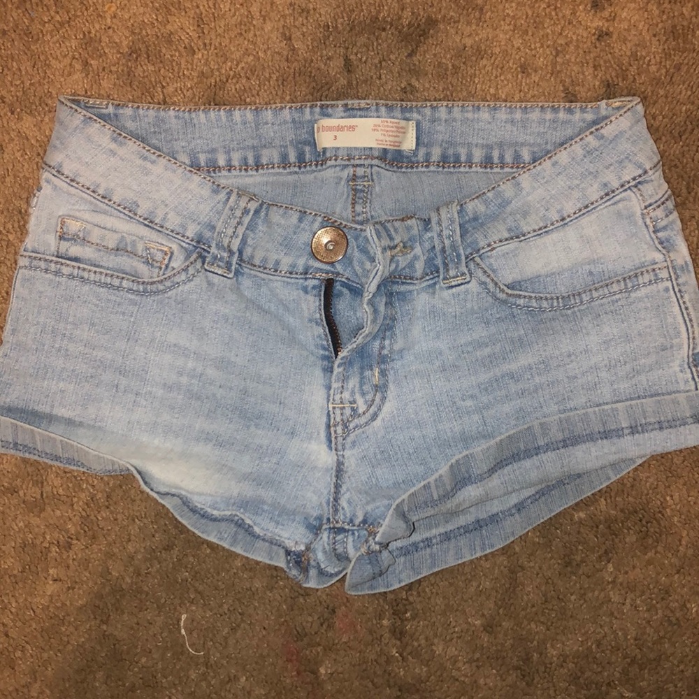 Denim shorts, No Boundaries